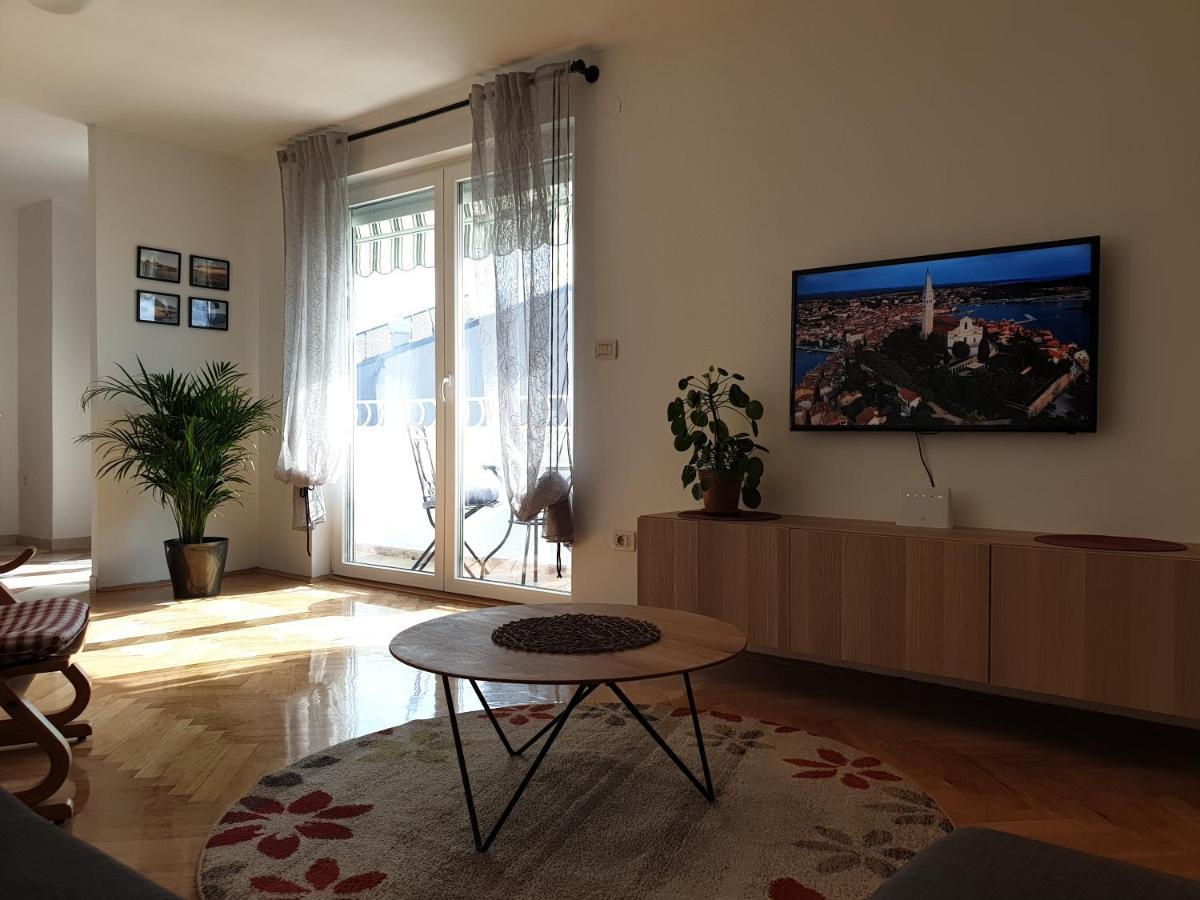 Apartment Maeistro By Privileggio Residence Ровинь Экстерьер фото