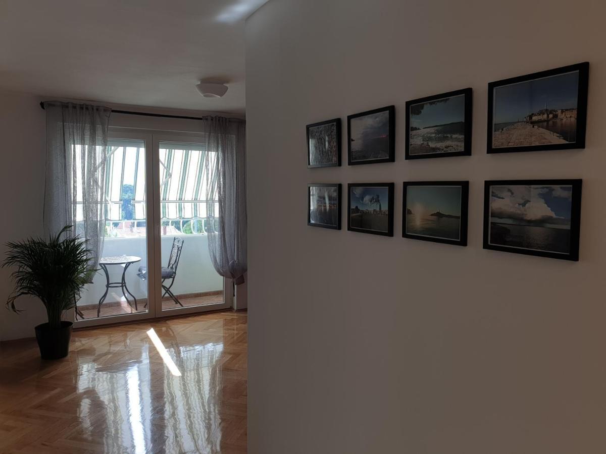 Apartment Maeistro By Privileggio Residence Ровинь Экстерьер фото